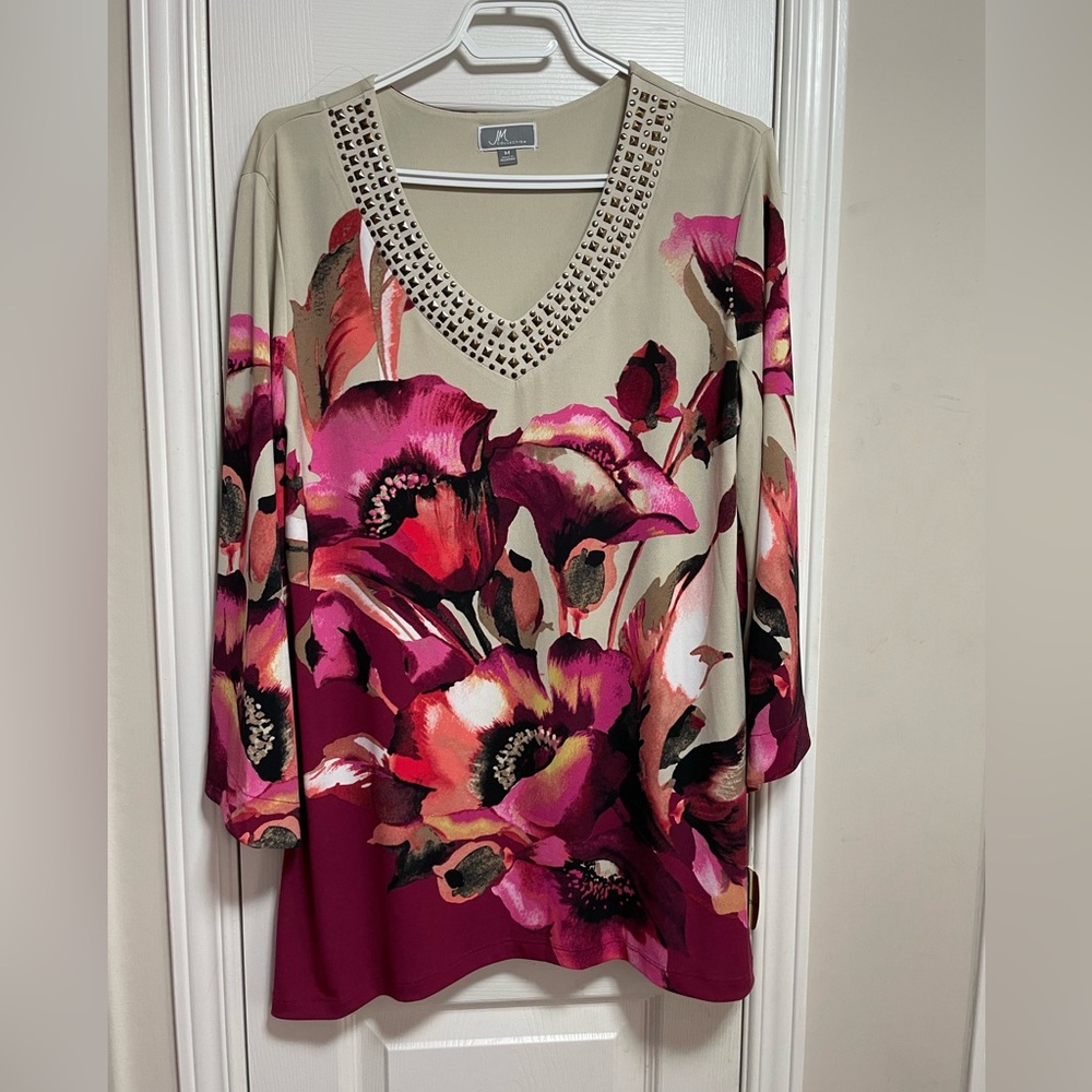 JM Collection Pink and Cream Floral Tunic  PTP 20.5”